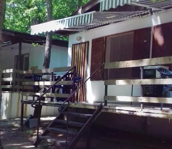 假日公园 达尼简易别墅酒店